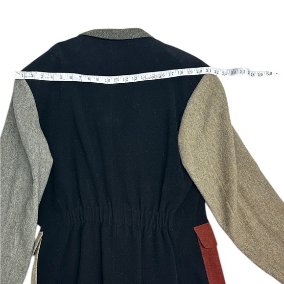 Colorblock Wool Blazer - Picture 8 of 9